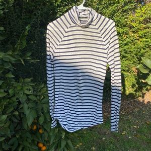 Old Navy striped turtleneck size small